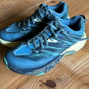 HOKA Speedgoat 4 women’s Hiking Shoe